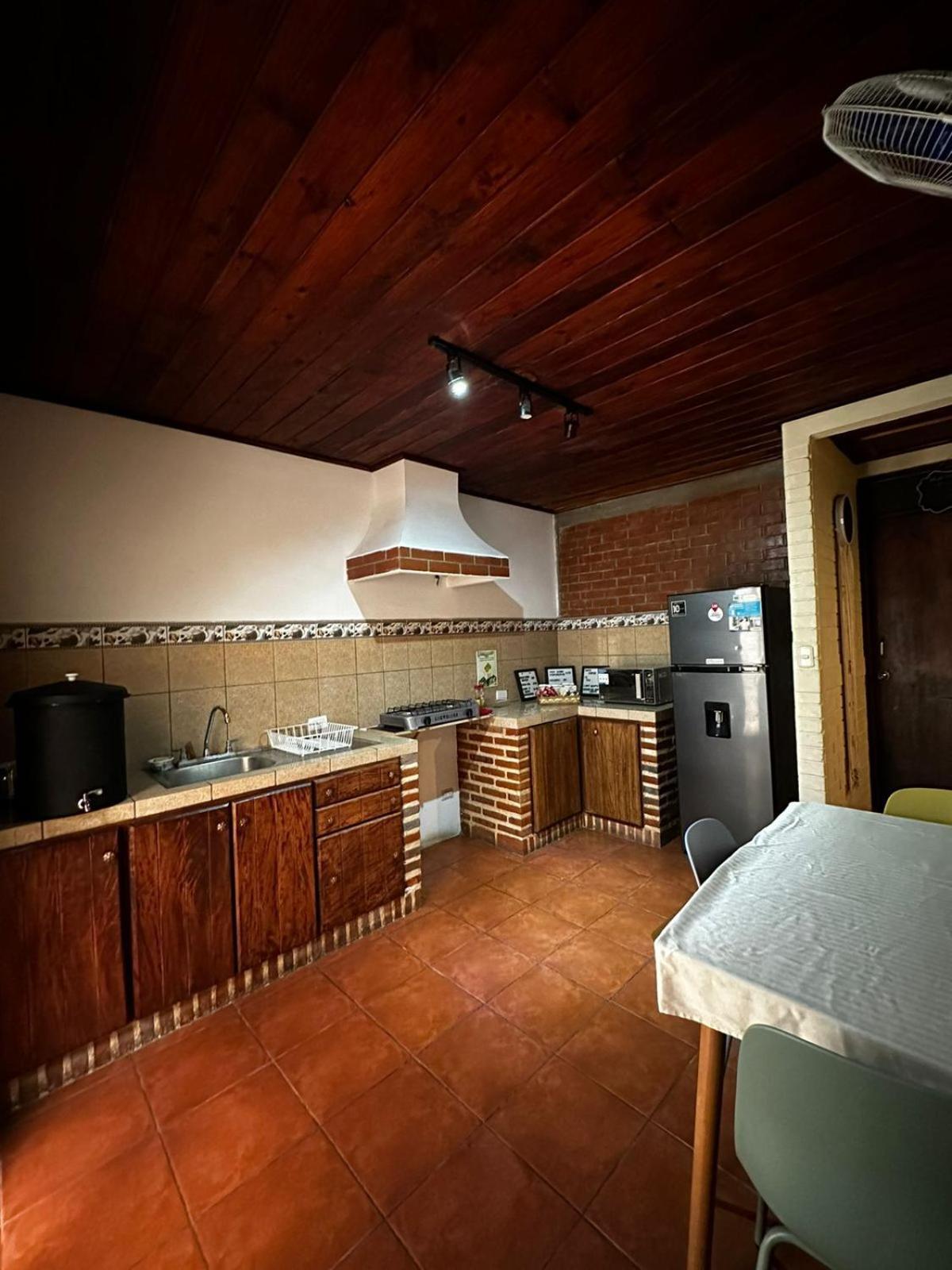 El Aventurero Hotel Antigua Buitenkant foto